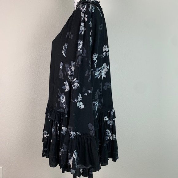 Free People Boho Black Floral Ruffle Tunic Blouse Top S - Picture 7 of 8